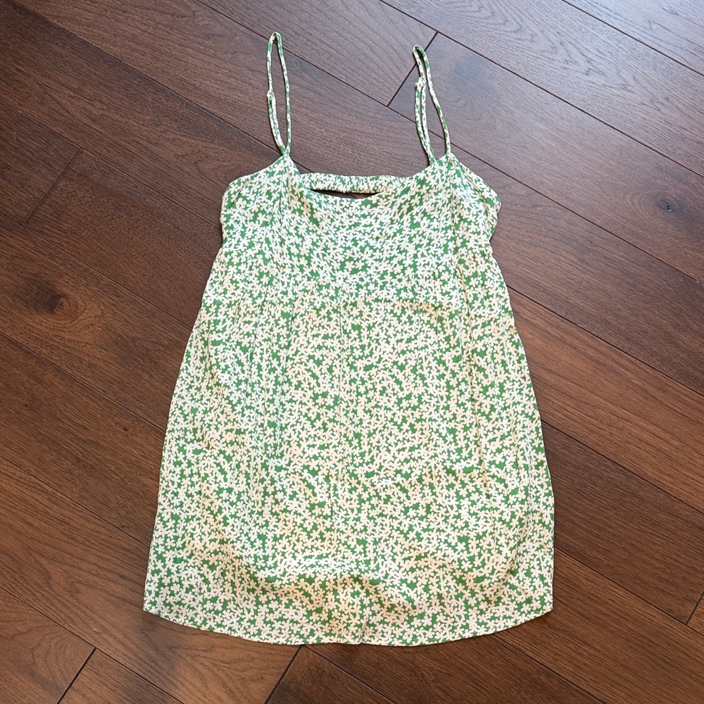 GARAGE Green & White Floral Dress W/ Built In Shorts Medium C3-006